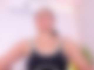MarelynSummer's Live Sex Cam Show