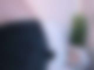 Live cam show with MarelynSummer - Petite Teen (18+) on Sweet Sext