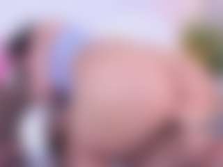 Live cam show with MarelynSummer - Petite Toys on CamwithHer
