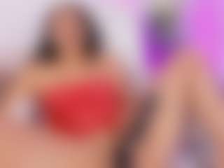 Live cam show with MarelynSummer - Deepthroat on boobsie.com