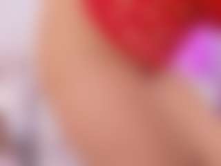 Live cam show with MarelynSummer - Full Nudity on instabang