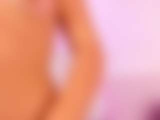Live cam show with MarelynSummer - Black Young Adult on xfollow cams