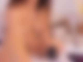 Spettacolo in cam dal vivo con MarelynSummer - Handjob su Camsoda