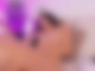 Live cam show with MarelynSummer - Black Dildo on SinfulBabes