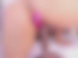 Live cam show with MarelynSummer - Small Tits Brown Hair on Fling VIP Chat