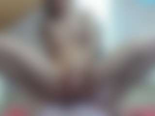 Live cam show with manea - Skinny on PervPlay.com