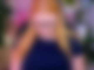 Live cam show with AriettaHeart - Nipple Piercings on Chatstar