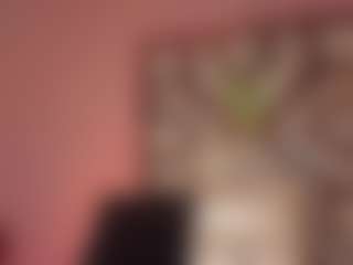 Live cam show with Electra-Gosselin - Tease on SpankPalCams