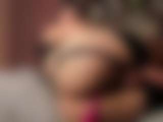 Live cam show with Electra-Gosselin - No Smoking on SmokeAndPoke