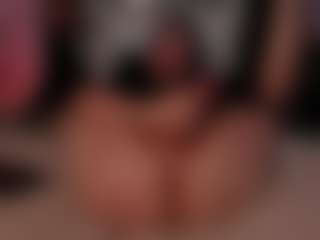 Live cam show with Electra-Gosselin - Colombia on CamwithHer