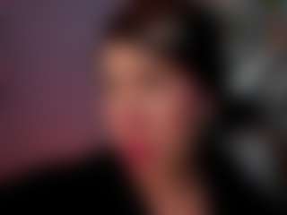 Live cam show with Electra-Gosselin - Colombia on CamwithHer