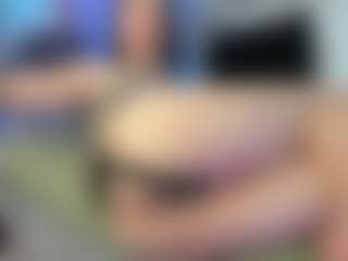 Live cam show with Electra-Gosselin - Brown Eyes on Cam Slut