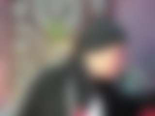 Live cam show with Electra-Gosselin - Tease on SquirtSoMuch