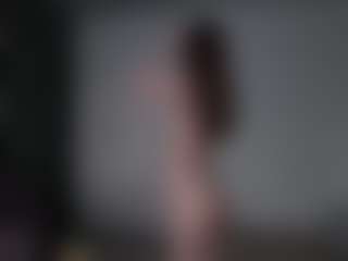 Live cam show with Ivy - Petite Teen (18+) on CamwithHer