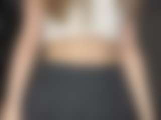 Live cam show with Ivy - Facial Piercings on livesuperchat.net