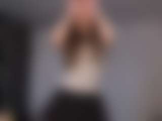 Live cam show with Ivy - Brown Hair on Lustler