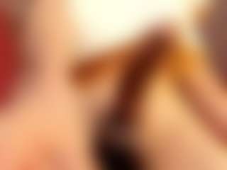 Live cam show with claireimperi - Average on LiveSexCams6