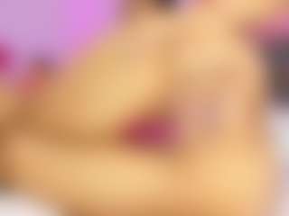 Live cam show with Jenifer-Lux - Bikini on Camsoda