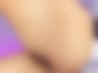 Live cam show with Jenifer-Lux - Cute on AdultVida.com