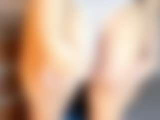 Live cam show with Jenifer-Lux - Camel Toe on CamClone