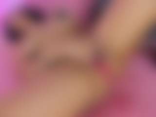 Live cam show with Jenifer-Lux - Brown Hair Petite on StripNow