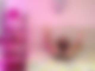 Live cam show with thalia-mills19 - Strip Blonde Hair on Free Soda