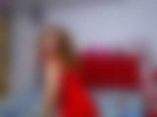 Live cam show with thalia-mills19 - Blonde Hair Petite on Camsoda