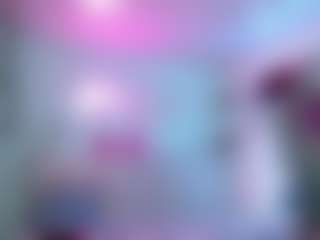 Live cam show with thalia-mills19 - Blonde Hair Shaved Pussy on Camsoda