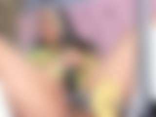 Live cam show with isa-valverde - Tattoos Curvy on TeamSkeetLive