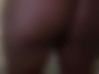 Live cam show with Harley Juul - Brown Eyes BBW on Hubzter Live