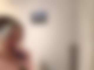 Live cam show with Dia - Blonde Hair on Instabang