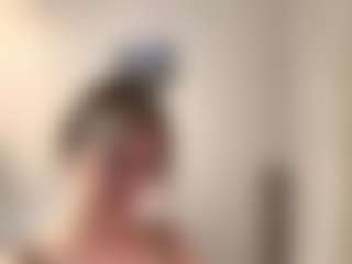 Live cam show with Dia - Blonde Hair on Cam Slut