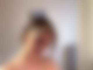 Live cam show with Dia - Domination on livesuperchat.net