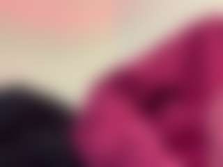 Live cam show with JeremyScotty - Average on Milfs Live