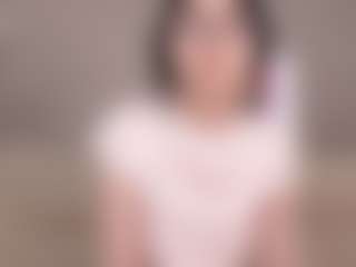 Live cam show with Bea - Moaning on camwithhim.com