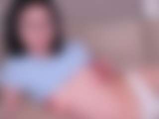 Live cam show with Bea - Tiny Tits on Camsoda