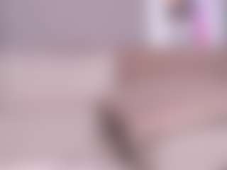 Live cam show with Bea - Facial on Camsoda