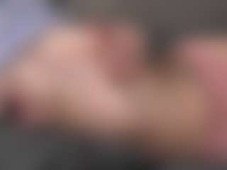 Live cam show with Bea - Moaning on Fling VIP Chat
