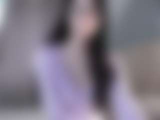 Live cam show with Bea - Double Penetration on madthumbs