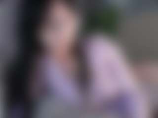 Live cam show with Bea - Green Eyes on madthumbs
