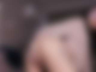 Live cam show with Bea - Cowgirl on Camsoda