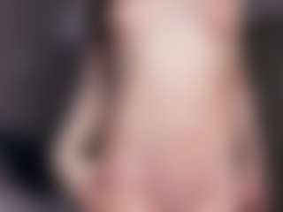 Live cam show with Bea - Double Penetration on hrnylive.com