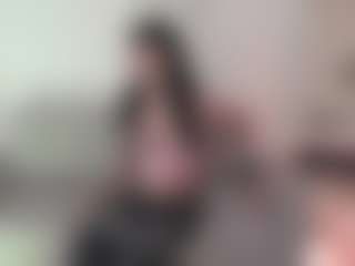 Live cam show with Adela Avanzi - Cumshot on fuklive.com