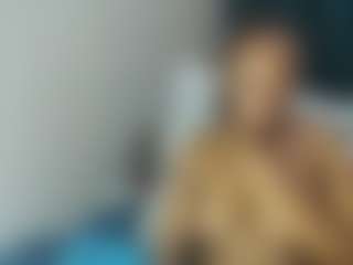 MakeMeWantIt93's Live Sex Cam Show