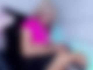 Live cam show with Sue-Katy - Colombia on Camsoda