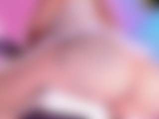 Live-Cam-Show mit Angel - Facial Piercings auf Camsoda