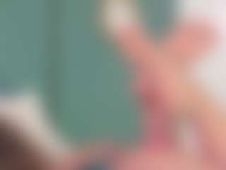 Live cam show with angie-leonn - Skinny on Fling VIP Chat