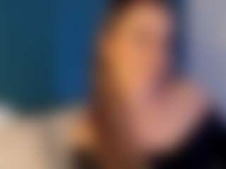 angie-leonn's Live Sex Cam Show
