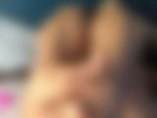 angie-leonn's Live Sex Cam Show