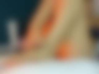angie-leonn's Live Sex Cam Show
